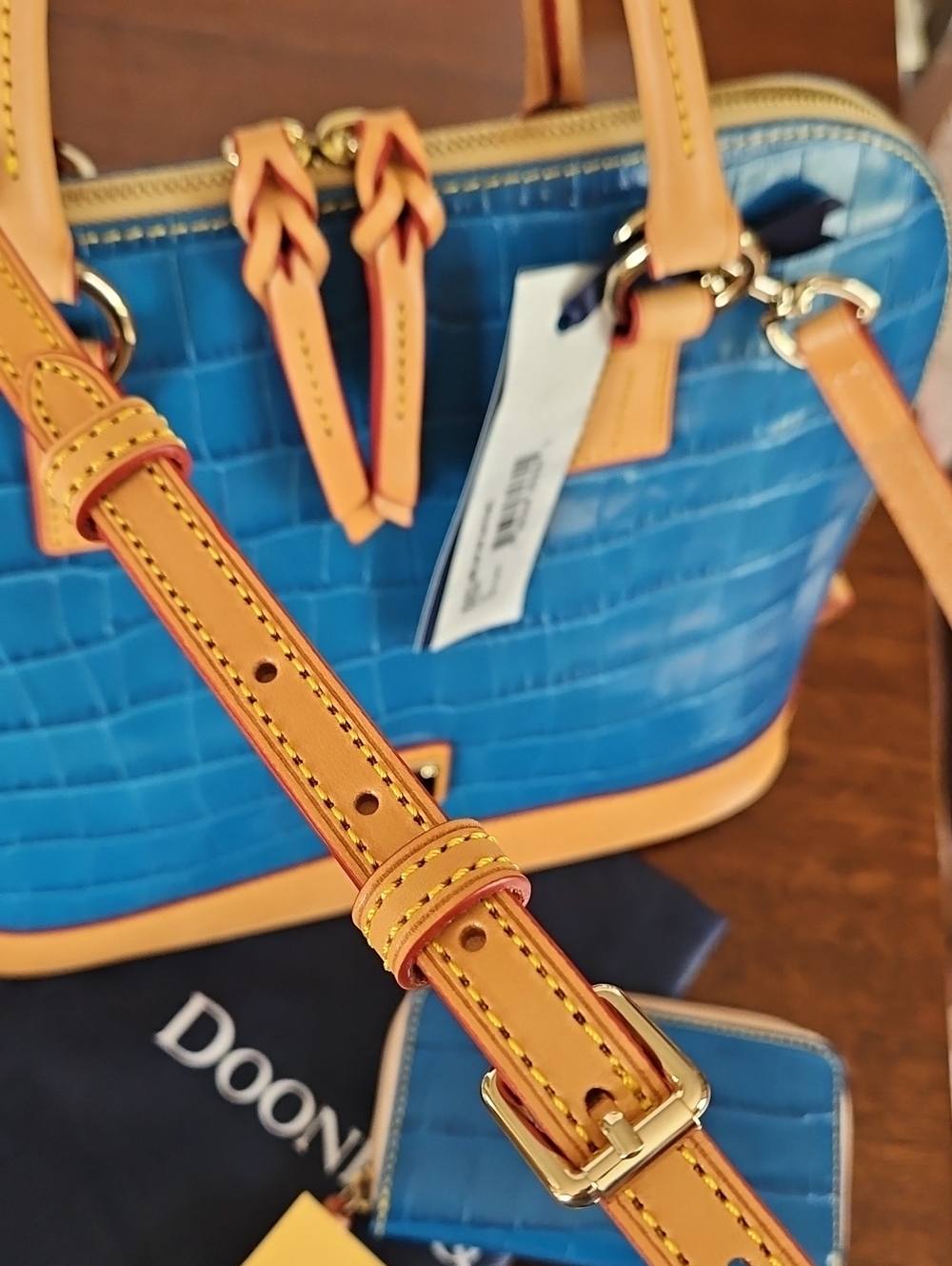 NWT Dooney & Bourke Marine Croc-Embossed Zip Zip Satchel with Matching Pouch - Picture 11 of 16